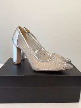 Jessica Simpson Silver Mesh Pointed-Toe Mid Heel Pumps with Crystals Size 7.5